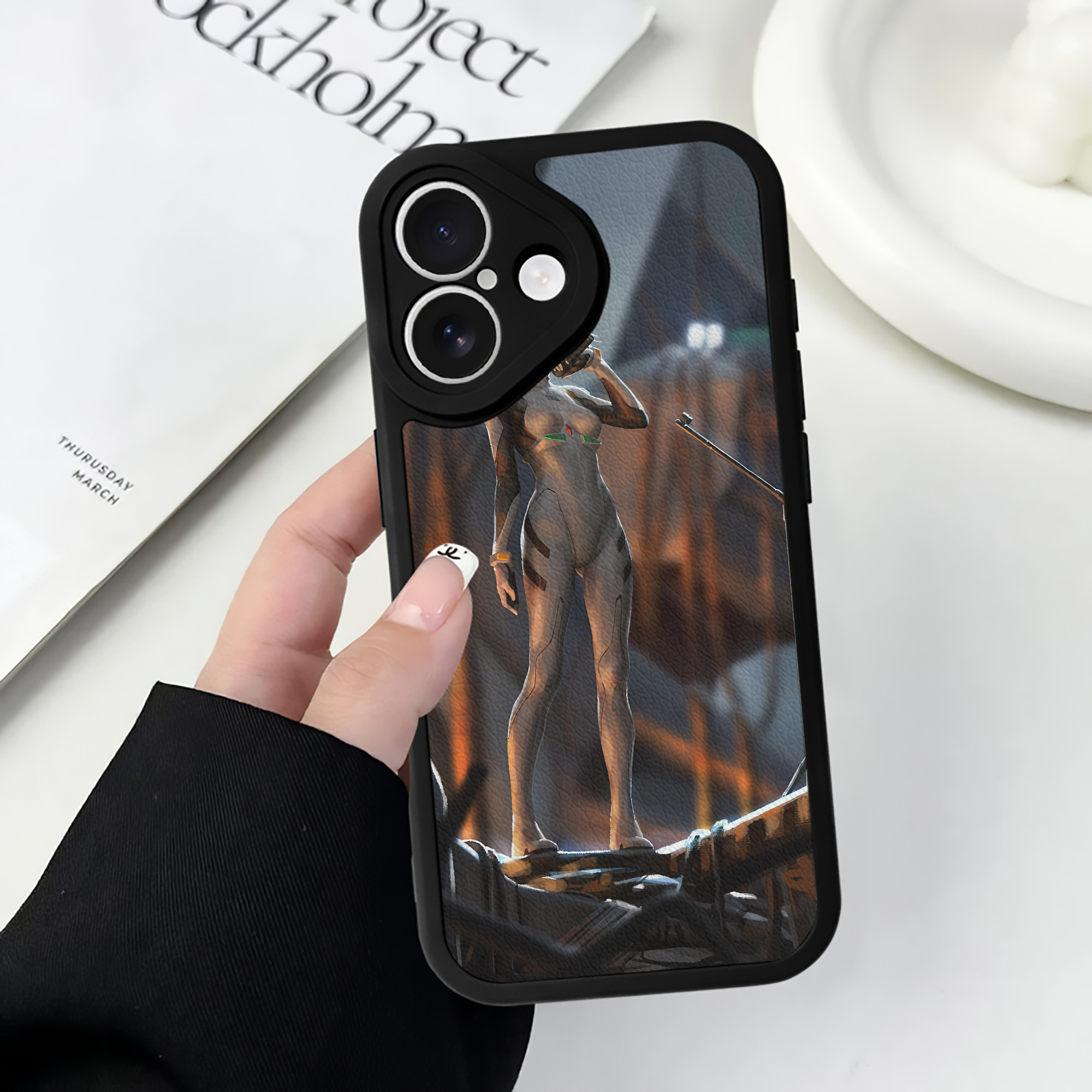 （画像用） EVA 新世紀エヴァンゲリオン 【iPhone 16シリーズ対応】シリコンスマホケース（レザー調） 材質：シリコン
